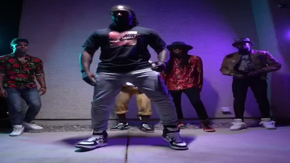 THROW DOWN WITH THE CREW